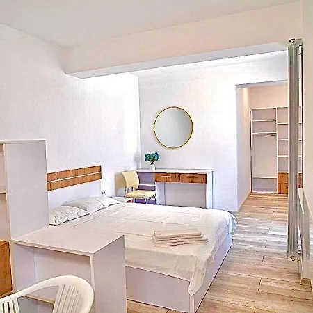 Mamaia-nord Boutique Apartmán *